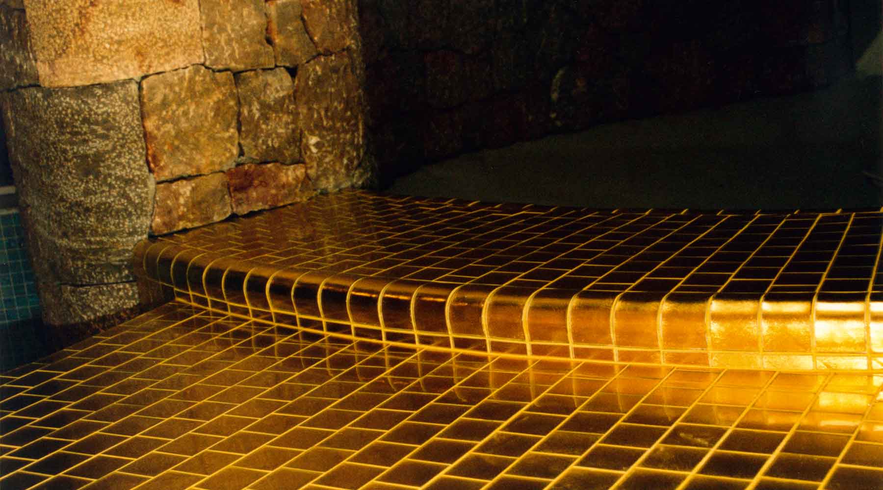 Gold in Glass Shower-floor Gold in Glass Shower-floor