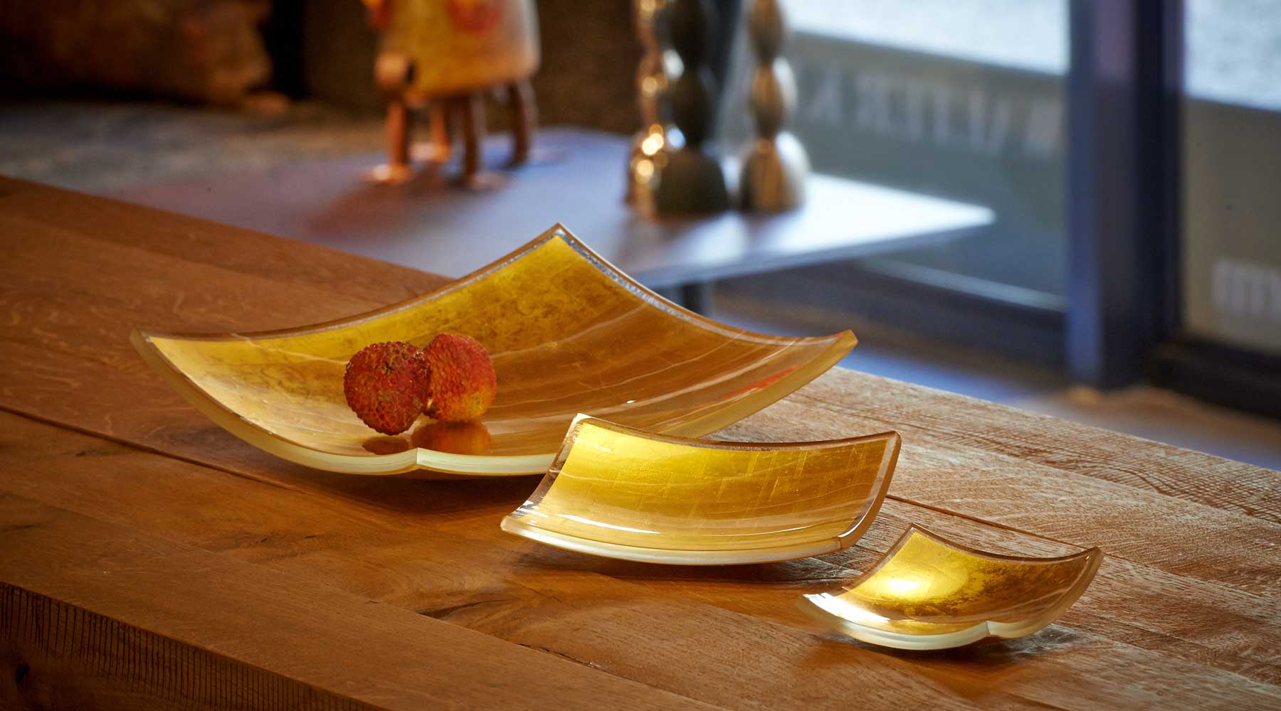 Gold in Glass square-plates Gold in Glass square-plates